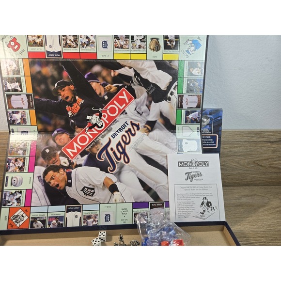 2006 Detroit Tigers Collector's Edition Monopoly Complete Rare. 100% Complete - Picture 6 of 13